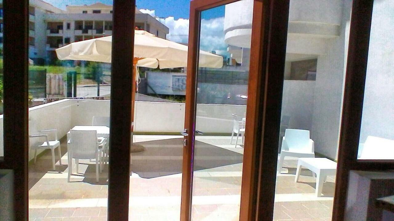 B&B Palazzo Manfredi Vieste, Fronte Mare Con Parcheggio Exterior photo
